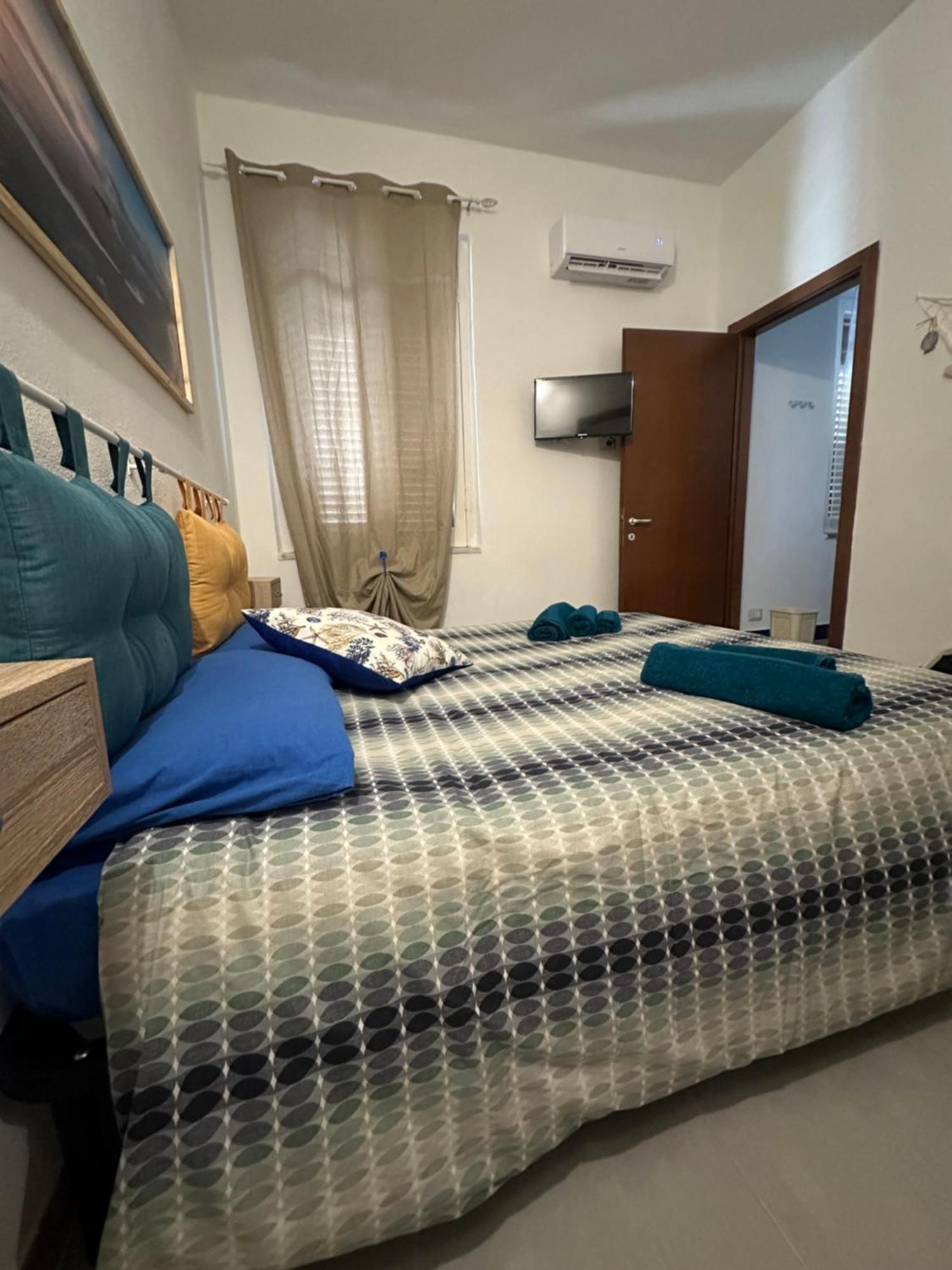 Moncici House Hotel Porto Torres Kültér fotó