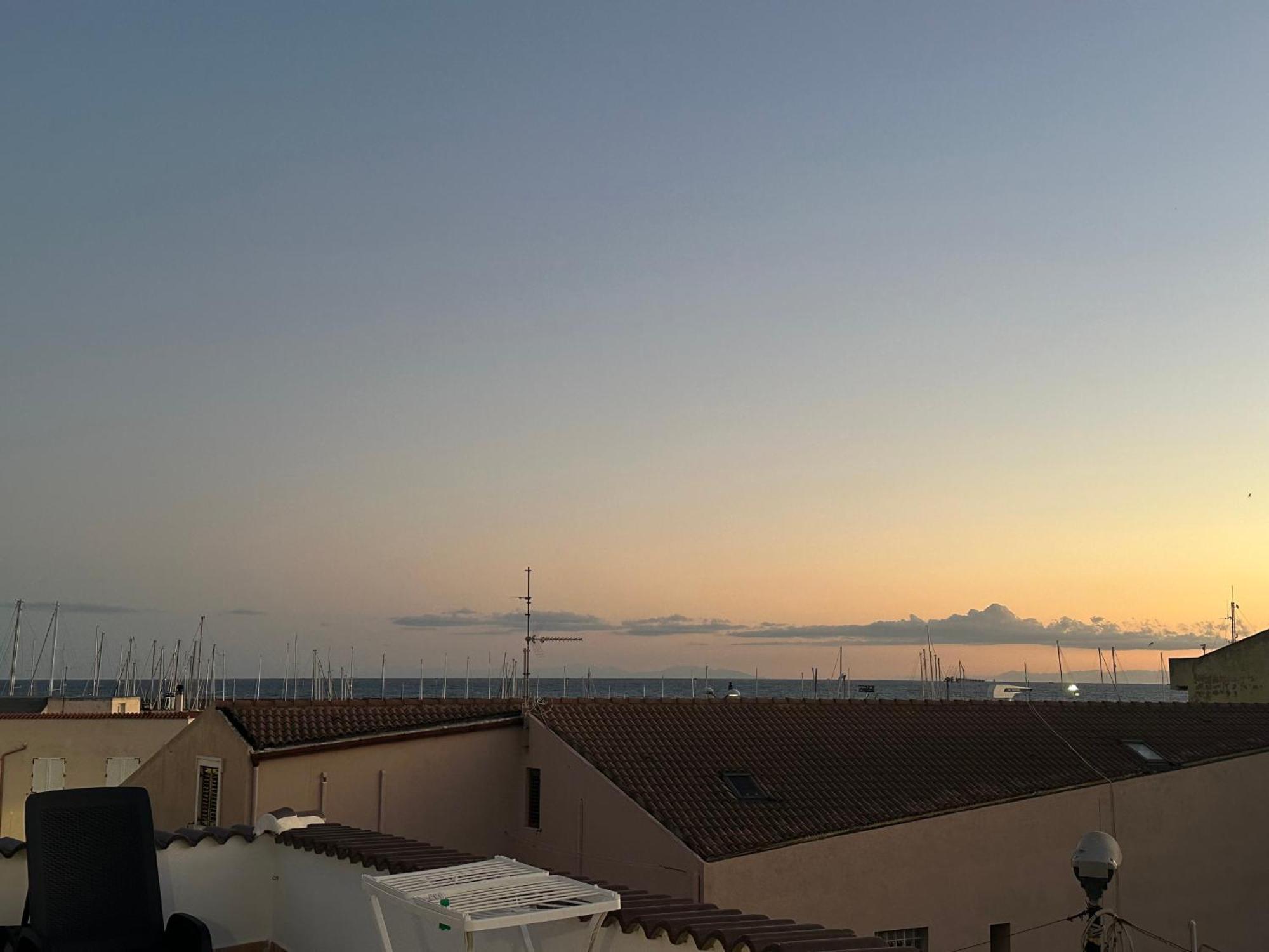 Moncici House Hotel Porto Torres Kültér fotó
